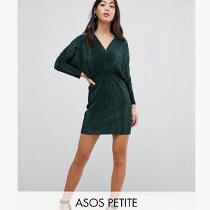 Shiny Forest green pleated plisse mini dress